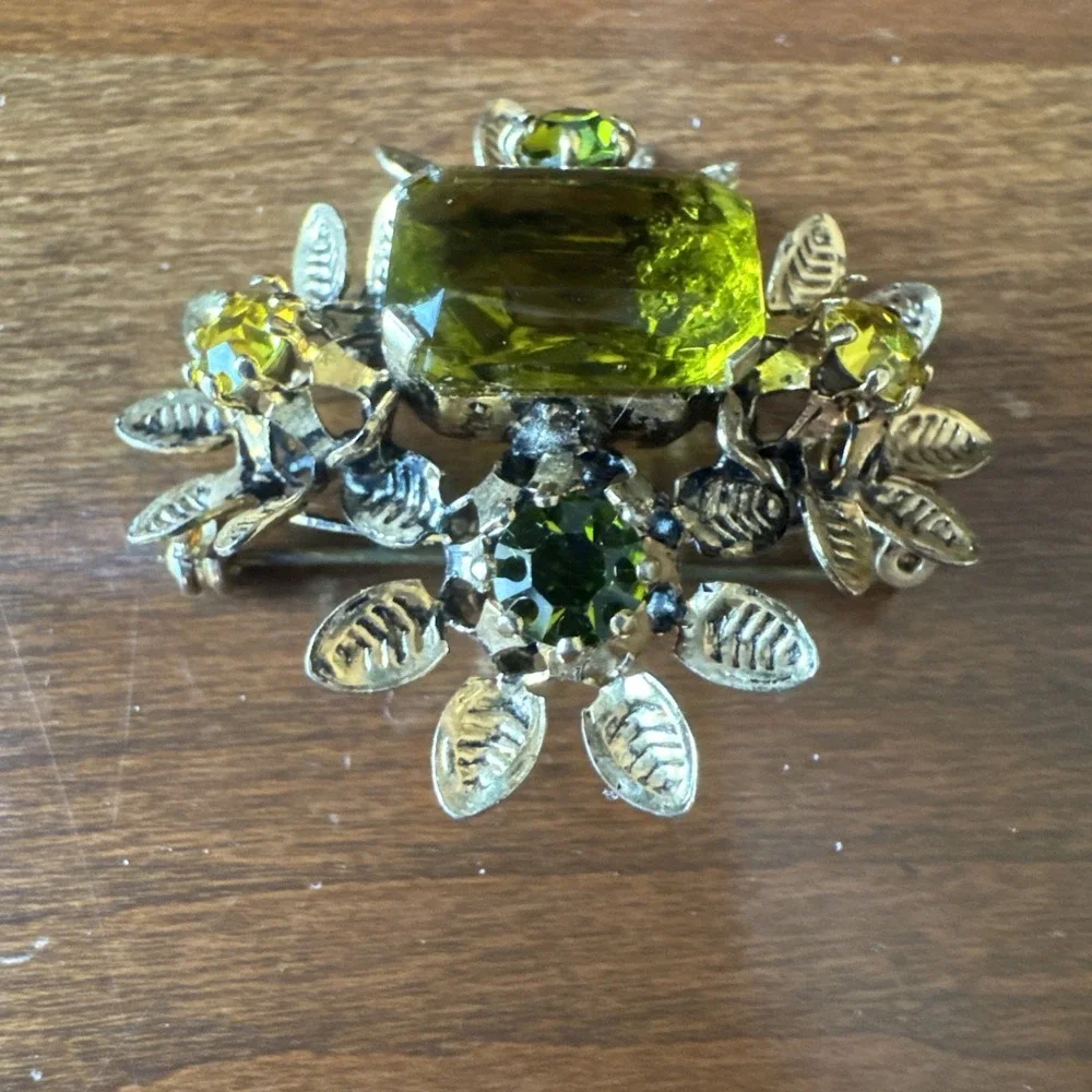 Vintage Signed Austria Floral Brooch‎ - Olivine & Golden Topaz Crystal - 1950s